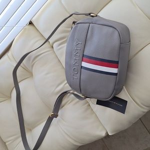 Tommy Hilfigure Crossboy